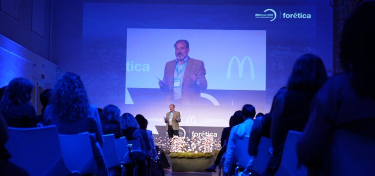 Ignacio Corlazzoli - La economía que viene competir sin agotar el futuro